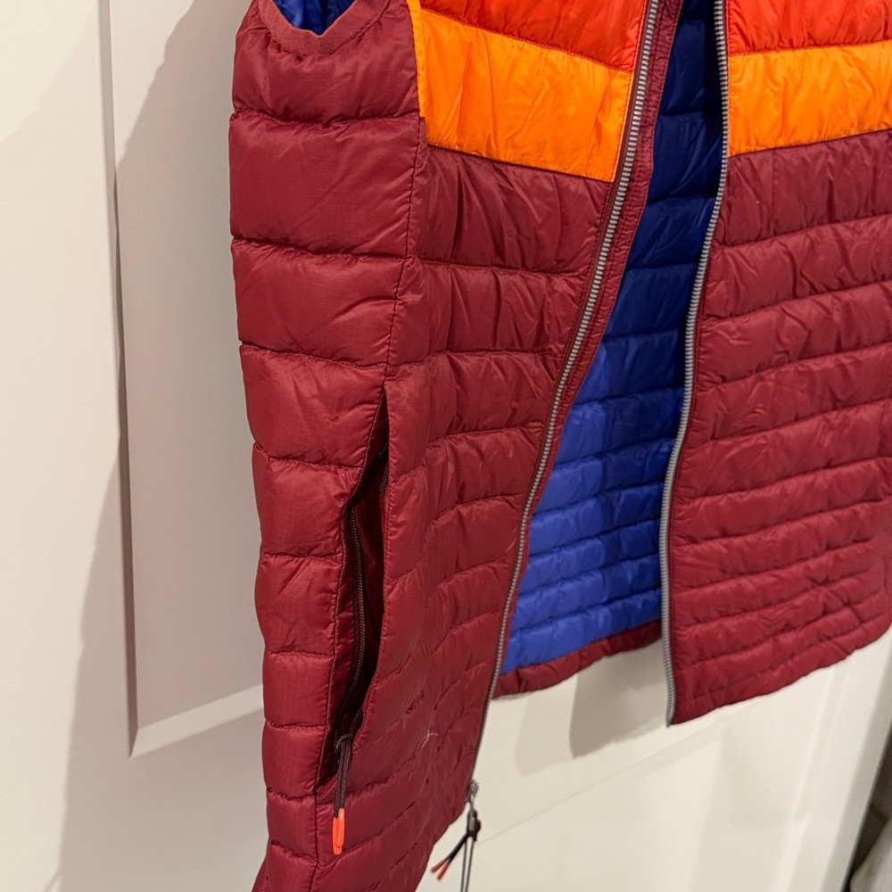NWT Cotopaxi Burgundy Men’s  Striped Vest Large - Picture 5 of 11